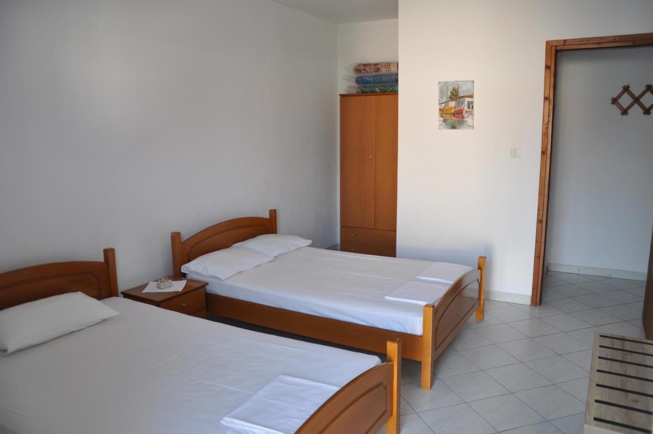 Apartments Stavroula Ηospitality Vrasná Værelse billede